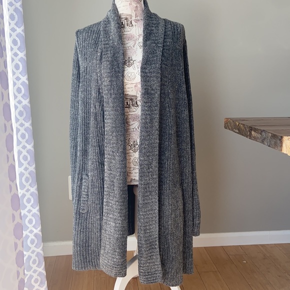Barefoot Dreams Montecito CozyChic Lite Gray Cozy Cardigan - Picture 7 of 13